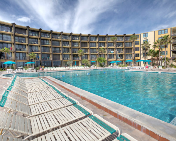 Hawaiian Inn Daytona pool view