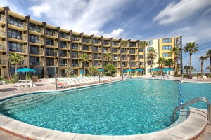 Hawaiian Inn Pool View